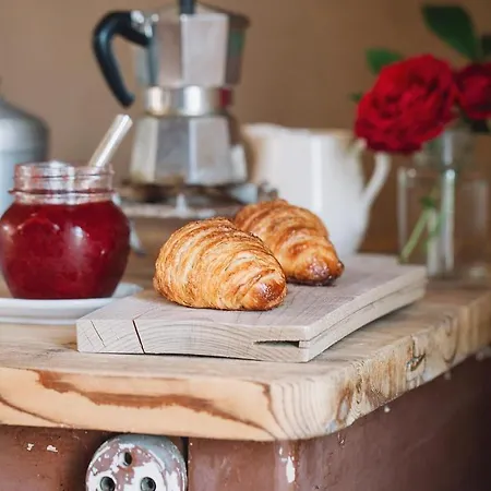 61 - ベッド・アンド・ブレックファスト Limana