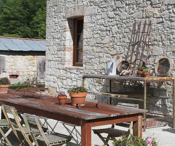 Bed & Breakfast 61 - 3*